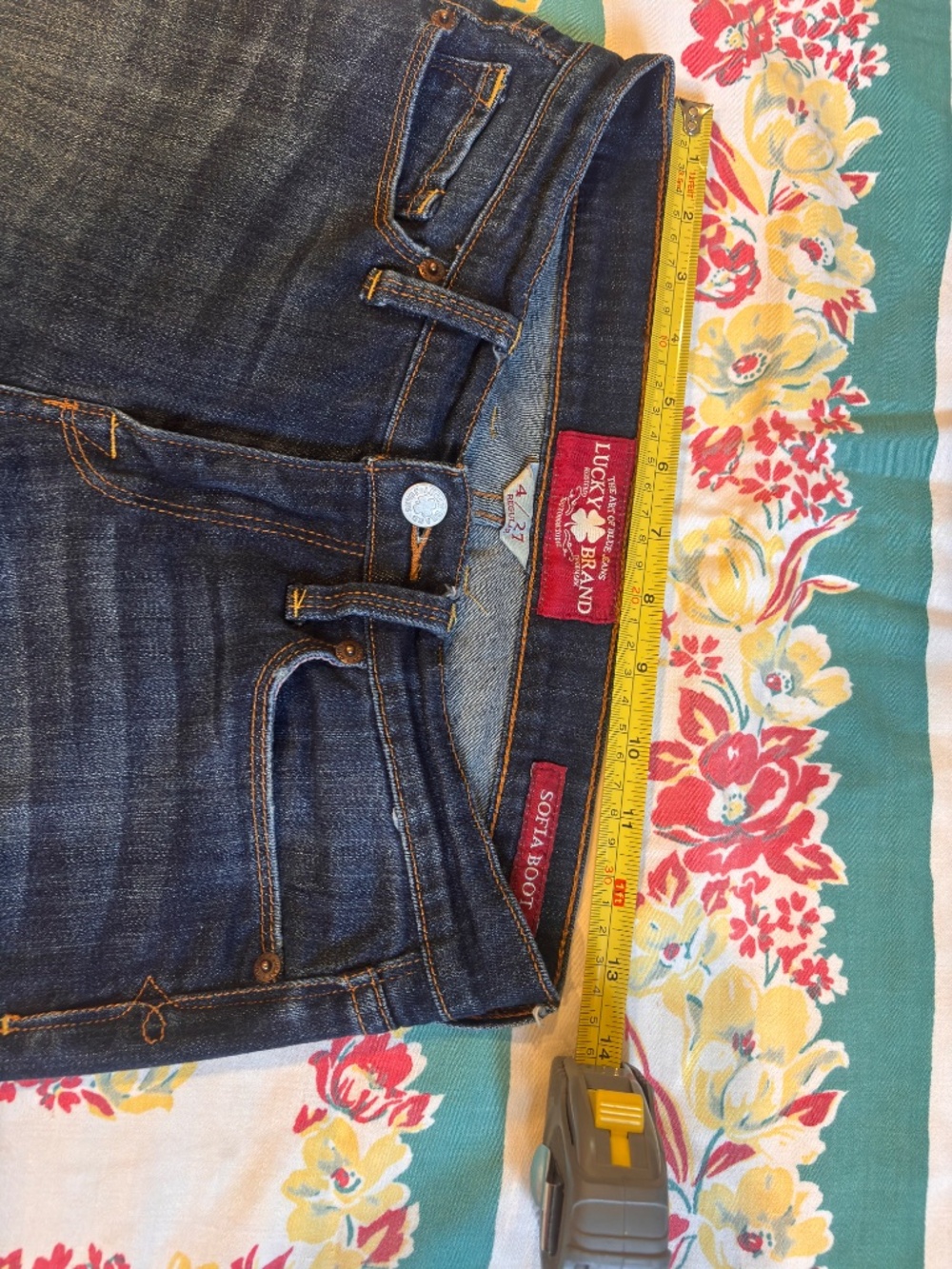 Jeans - Picture 6 of 11